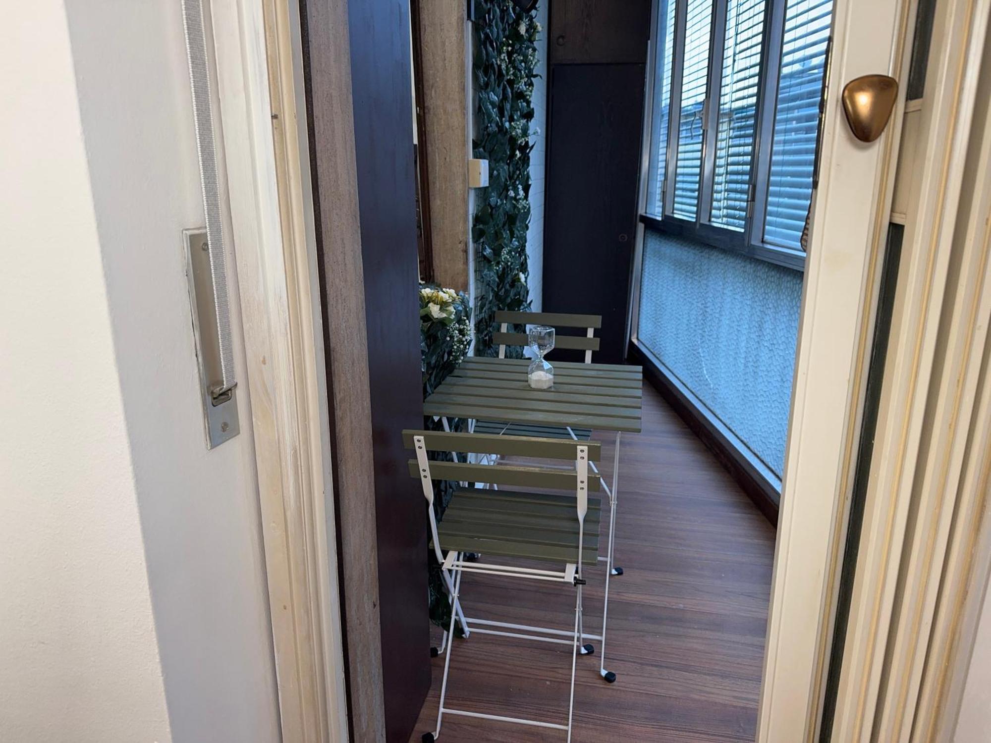 10' Linate Airport, Perfect For Visiting Apartment Milan